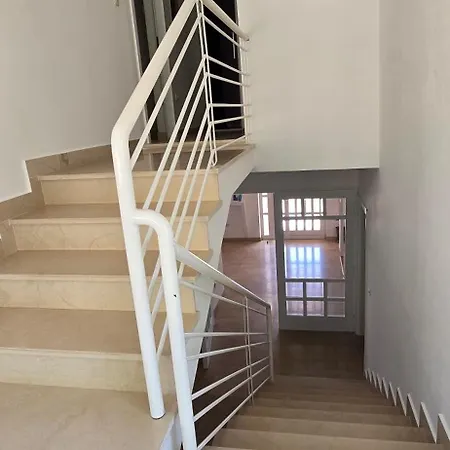 Noa * マカルスカ