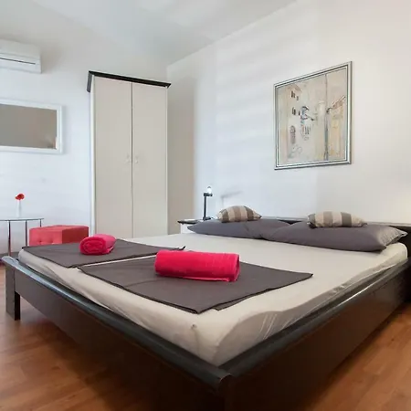 Noa * マカルスカ